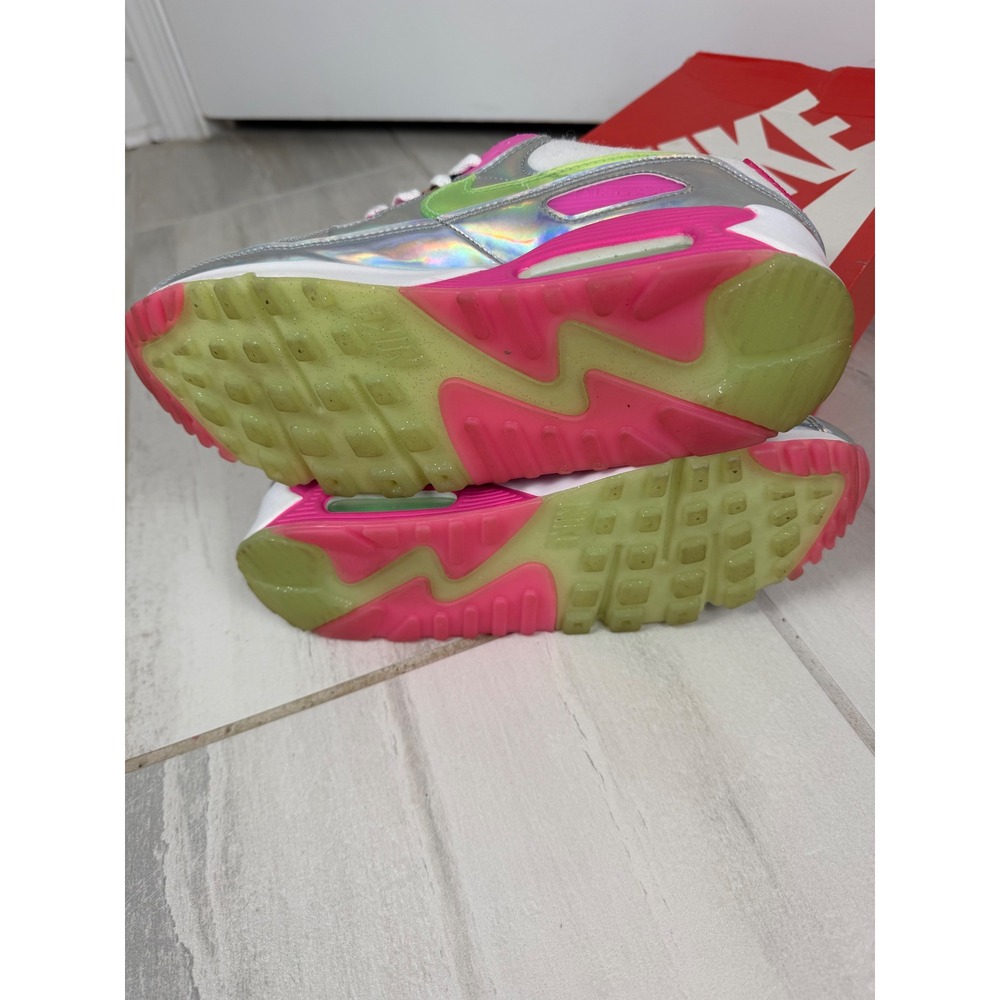 Nike Air Max 90 LX Illusion Green Leopard Holographic CQ2559-100 Womens 9.5 - Picture 6 of 10